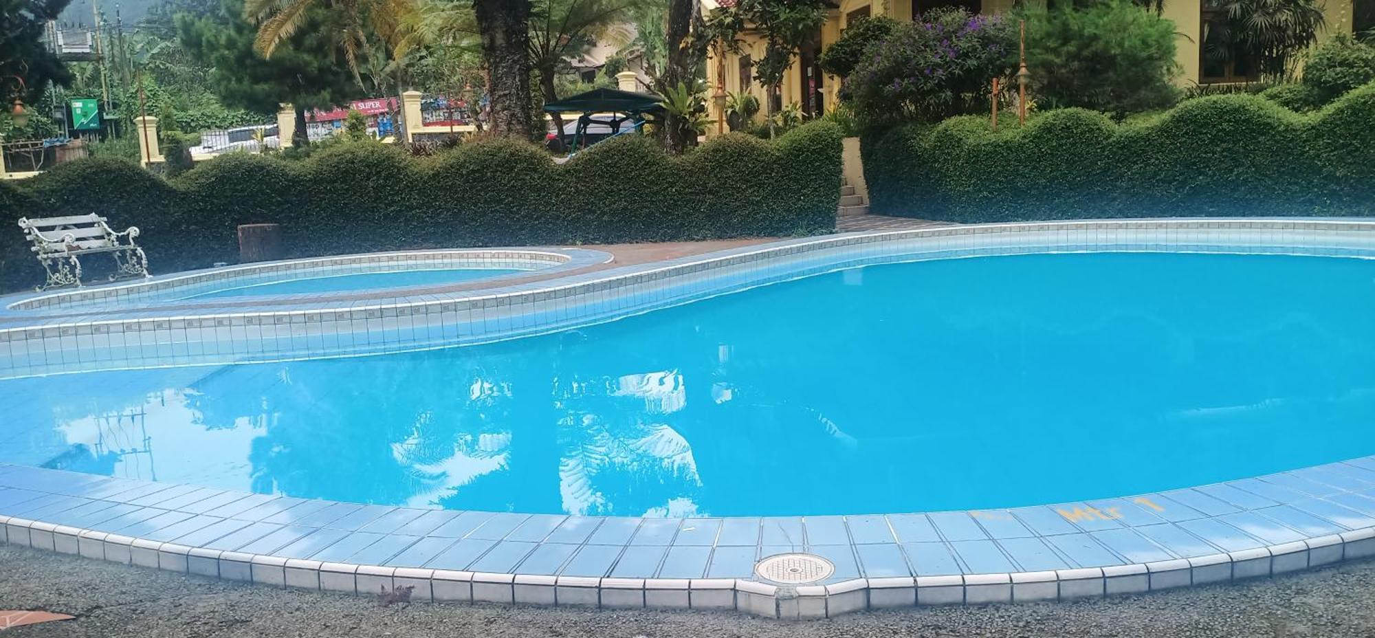 Resort Prima Cisarua Tagalbato Εξωτερικό φωτογραφία